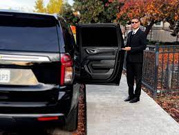 Airport Limo Service Tampa International – Say Goodbye to Stressful Travel! BNG Limousine Airport Limo Service Tampa International