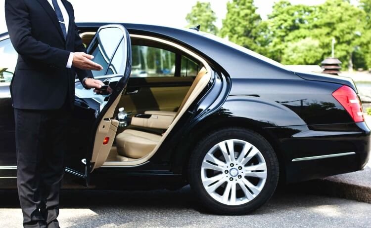 Limousine Service in Monterey CA