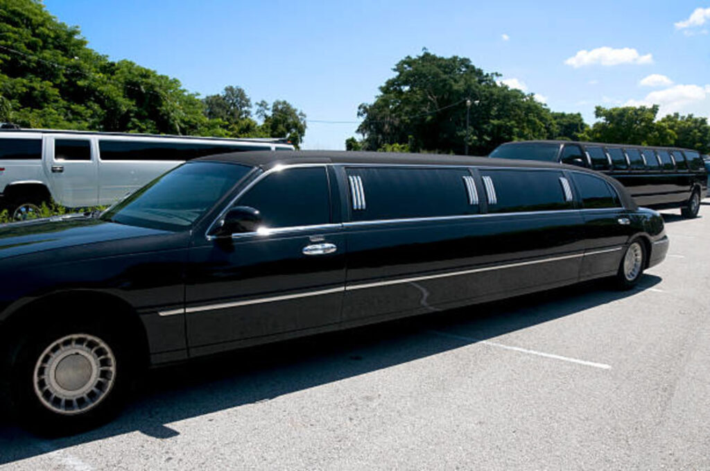 new york limo service airport transportation jfk laguardia