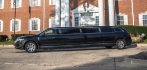 Newark Limo Service to Holiday Inn Express Jamaica New York BNG Limousine Newark Limo Service to Holiday Inn Express Jamaica New York